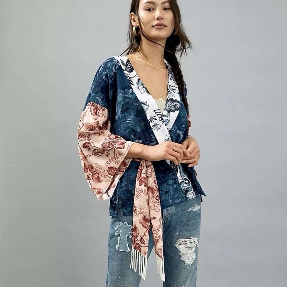 Anthropologie Tori Cropped Kimono Womens One Size Floral Satiny Mixed Print